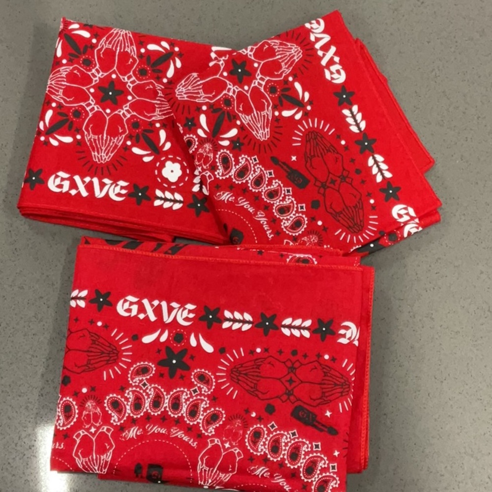 Gwen Stefani Bandana Set of 3 - Picture 2 of 2
